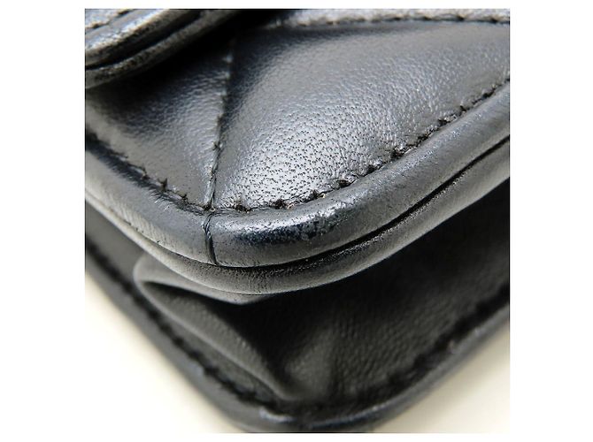 Portafoglio con catena in agnello nero Chanel - vista 24