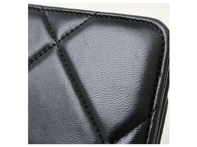 Portafoglio con catena in agnello nero Chanel - vista 30