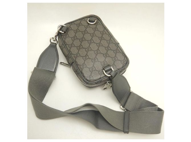 Gucci GG Supreme Sling Bag Brown - view 3