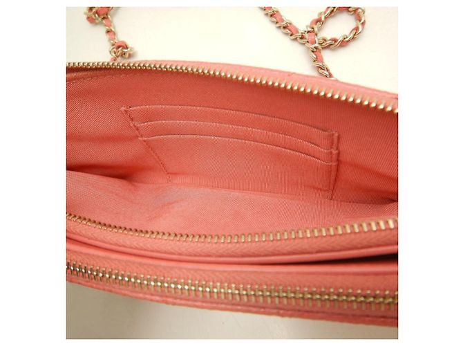 Borsa a tracolla Chanel in pelle di vitello granulata rosa - vista 13