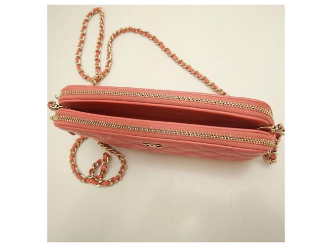 Borsa a tracolla Chanel in pelle di vitello granulata rosa - vista 6