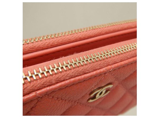 Borsa a tracolla Chanel in pelle di vitello granulata rosa - vista 9