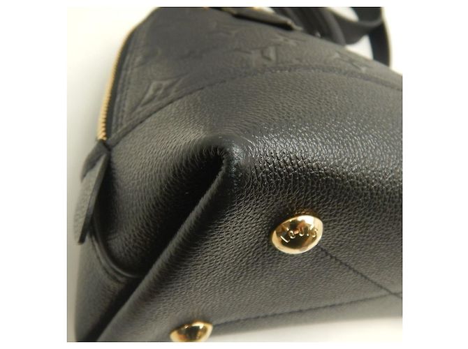 Borsa Louis Vuitton Empreinte Neo Alma BB Nero - vista 15