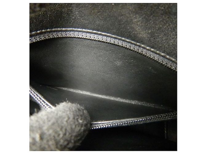 Borsa a tracolla vanity case Chanel CC Filigree Nero - vista 15