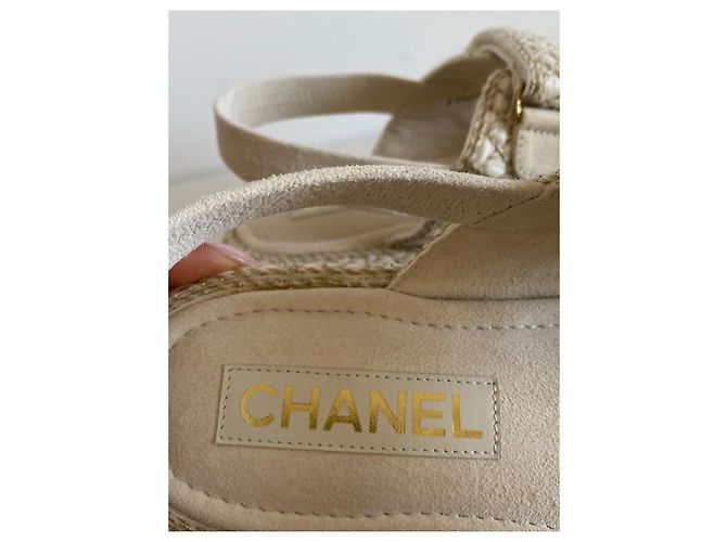 Sandali Dad Chanel in tweed avorio e oro Beige D'oro - vista 4