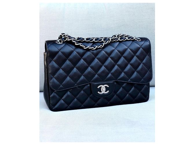 Timeless Borsa Chanel Classic Flap in pelle caviar nera Nero - vista 4