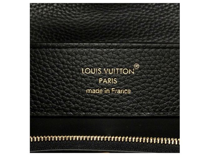 Borsa Louis Vuitton Capucines MM Nero - vista 5