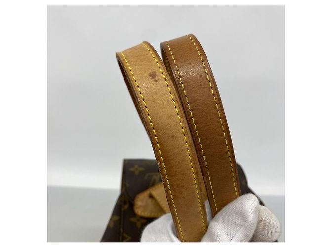 Zaino Louis Vuitton Monogram Montsouris MM Marrone - vista 9