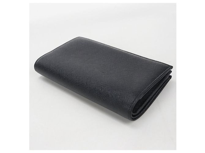 Saffiano Prada Bi-Fold Wallet aus schwarzem Kalbsleder - Ansicht 2