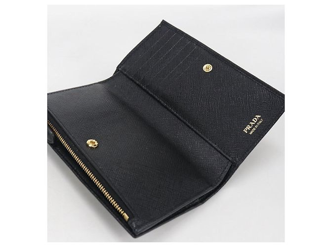 Saffiano Prada Bi-Fold Wallet aus schwarzem Kalbsleder - Ansicht 4