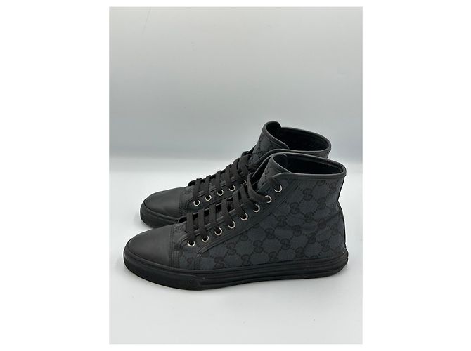 Gucci GG Supreme Sneakers Alte Nero - vista 4