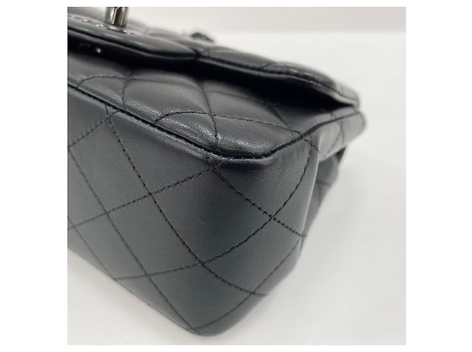 Borsa a Spalla Chanel Mini Matelassé Nero - vista 9