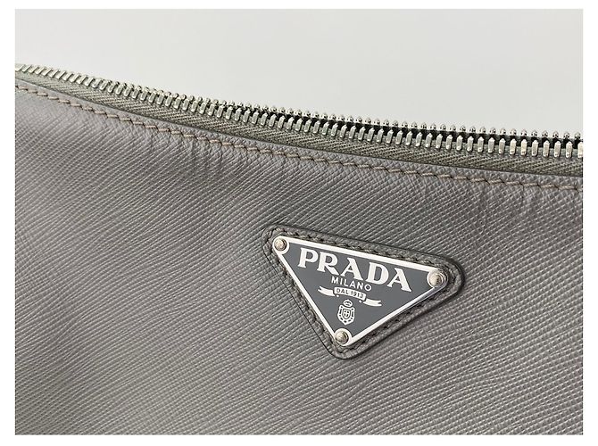 Borsa a tracolla in pelle grigia Prada Marrone - vista 12
