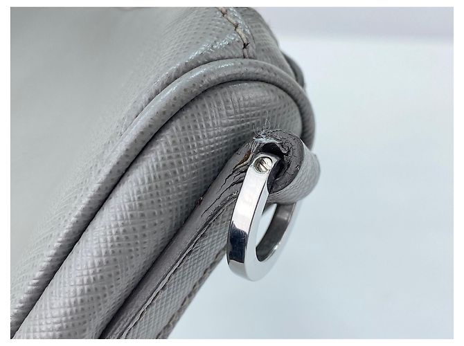 Borsa a tracolla in pelle grigia Prada Marrone - vista 13