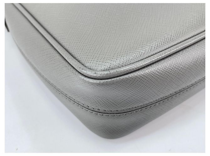 Borsa a tracolla in pelle grigia Prada Marrone - vista 8