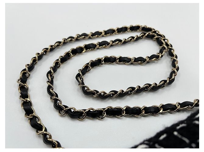 Borsa a Spalla Chanel Mini Matelassé Nero - vista 11