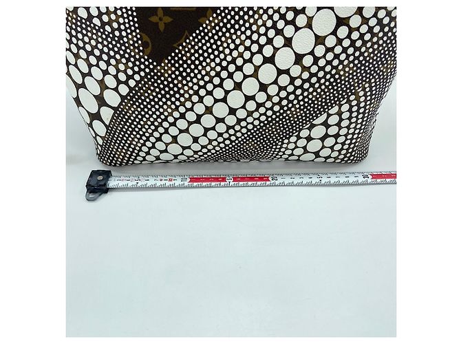 Borsa Tote Louis Vuitton x Yayoi Kusama Neverfull MM Bianco Monogramma - vista 4