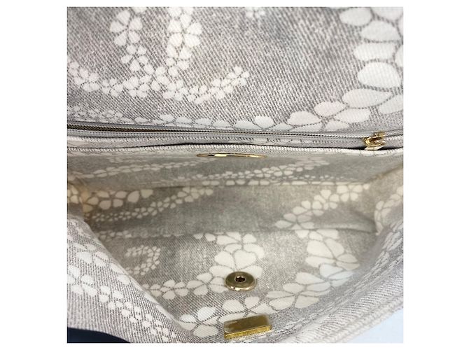 Borsa a tracolla Chanel Coco Beach 23 in tela grigia Marrone - vista 14