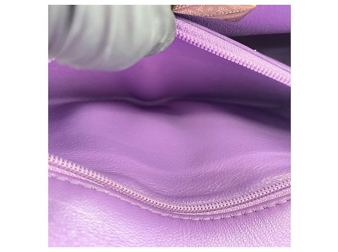 Borsa a Spalla Chanel Mini Matelassé Porpora - vista 13