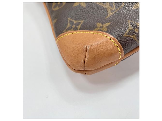 Borsa a Spalla Louis Vuitton Coussin GM Marrone - vista 8