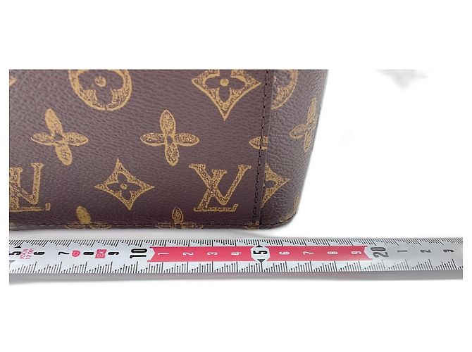 Borsa a Spalla Louis Vuitton Vertical Box Trunk Marrone - vista 4