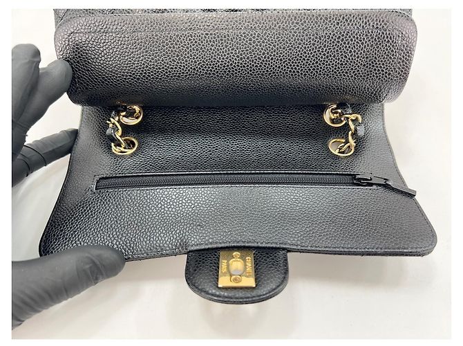 Borsa a tracolla Chanel Matelassé Double Flap Nero - vista 11