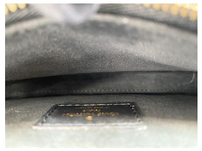 Borsa a Spalla Louis Vuitton Hold Me, Nero - vista 12