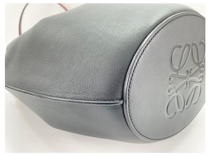 Borsa Loewe Black Leather Shell Tote Bag in pelle nera Nero - vista 8