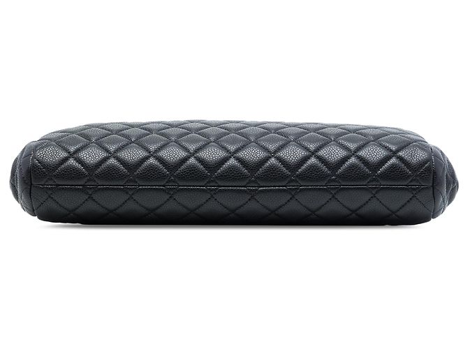 Clutch Chanel Black Large CC Quilted Caviar Frame Nero - vista 3