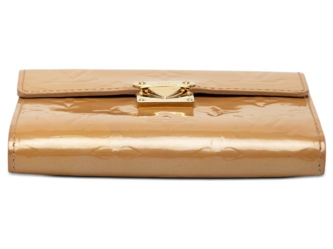 Cartera Louis Vuitton Beige Monogram Vernis Koala - vista 3