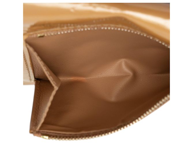 Cartera Louis Vuitton Beige Monogram Vernis Koala - vista 5