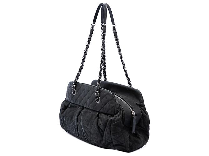 Borsa bowling Chic Quilt in pelle di vitello trapuntata iridescente nera Chanel Nero - vista 2