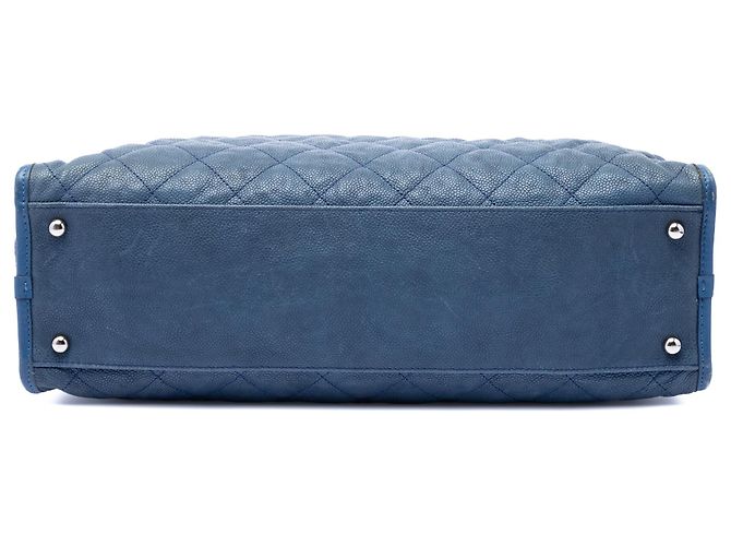 Tote Chanel Blue Quilted Caviar French Riviera Azul - vista 3