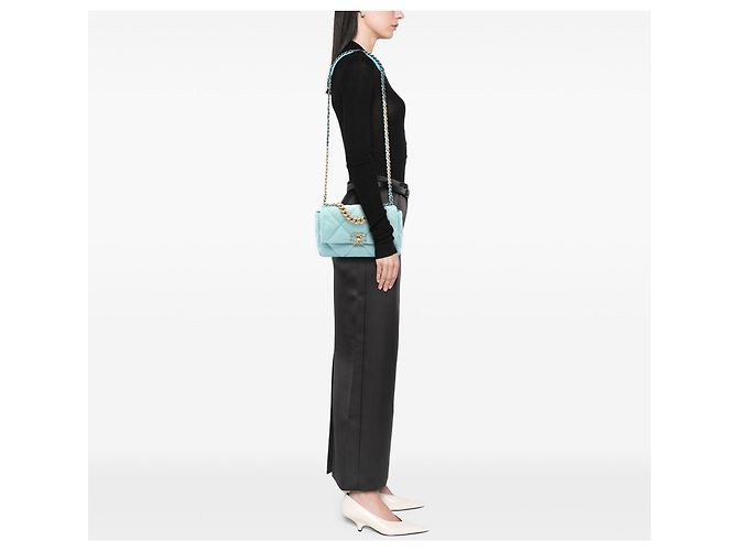 Chanel Blue Medium Denim 19 Flap Blu chiaro - vista 6