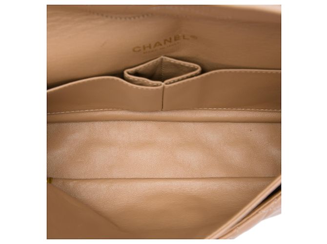 Chanel Brown Medium Classic Lambskin Double Flap Marrone Carne - vista 4