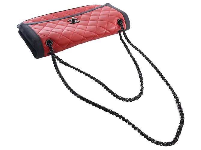 Chanel Rot Medium CC Bicolor gestepptes Lammleder Grosgrain Single Flap - Ansicht 15