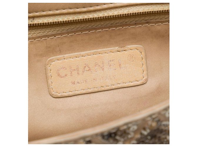 Chanel Beige CC gestepptes Satin mit Paillettenbesatz - Ansicht 5