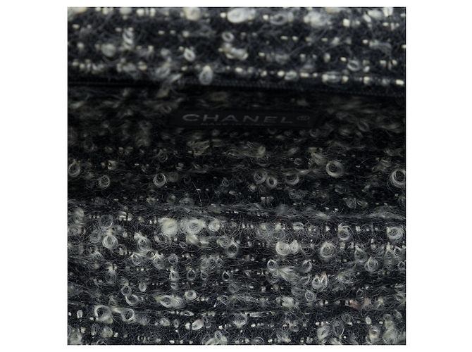 Chanel Gray CC Quilted Lambskin Tweedy Flap Color Marrone Grigio - vista 4