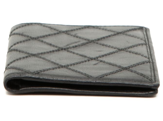 Chanel Doppelstich Bifold Kartenetui aus schwarzem gestepptem Lammleder - Ansicht 3
