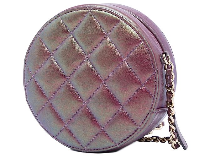 Clutch redonda Chanel de piel de cordero acolchada iridiscente morada con cadena Púrpura - vista 2