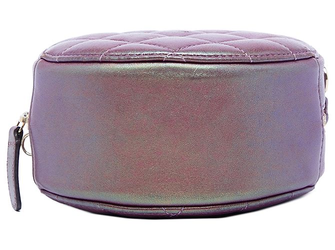 Clutch redonda Chanel de piel de cordero acolchada iridiscente morada con cadena Púrpura - vista 3