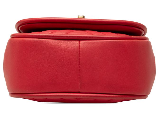 Chanel Mini Red CC Chevron Lambskin Reversed Round Flap Rosso - vista 3