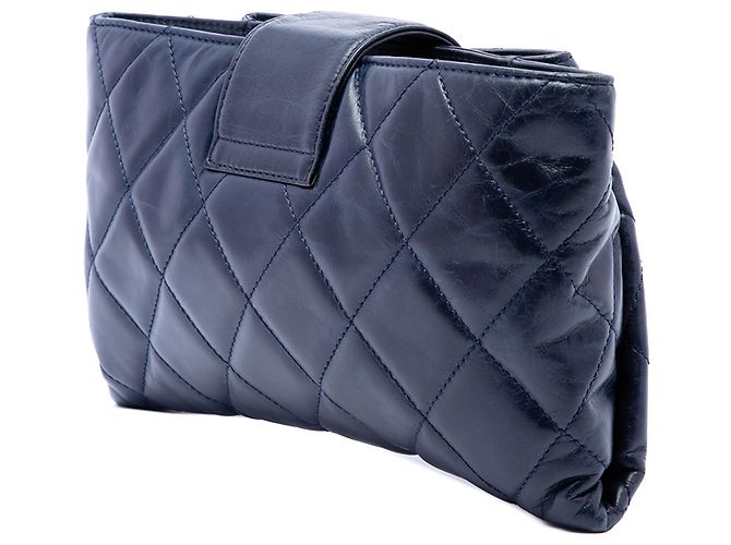 Clutch Chanel Blue Quilted Glazed Calfskin Coco Pleats Chain Blu navy - vista 2