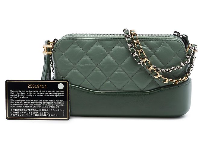 Clutch Gabrielle Chanel in pelle di vitello invecchiata verde con doppia zip e catena Verde scuro - vista 7