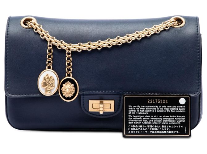 Chanel Blue Calfskin Reissue 2.55 Medallion Nude Double Flap 225 Blu navy - vista 7