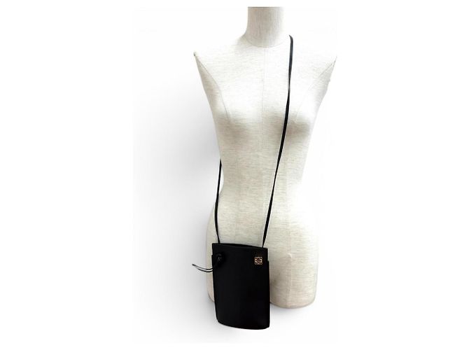 Borsa a Spalla Loewe Classic Calfskin Dice Pocket Anagram Nero - vista 3