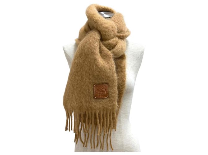 Stola Loewe in misto mohair e lana marrone - vista 2