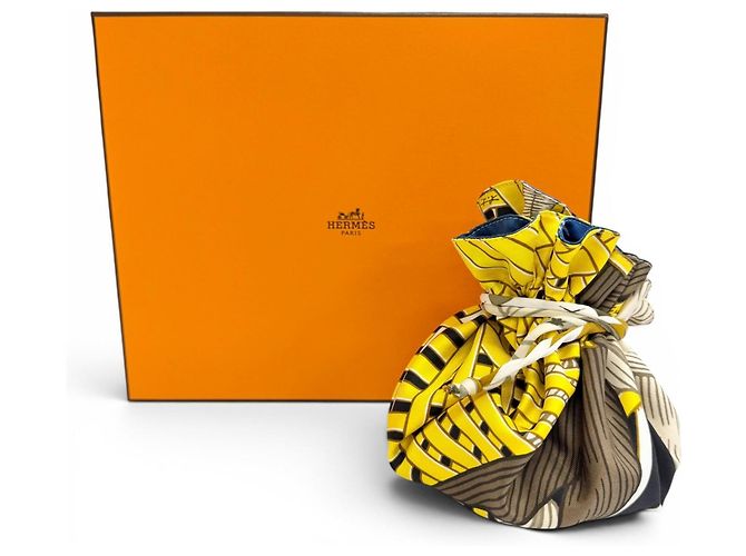 Bolsa de cordón Petit H 100% seda Hermès Azul Amarillo - vista 2