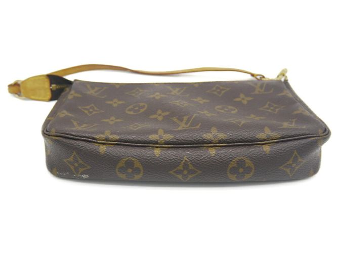 Pochette Louis Vuitton Pochette Accessoires Marrone - vista 3
