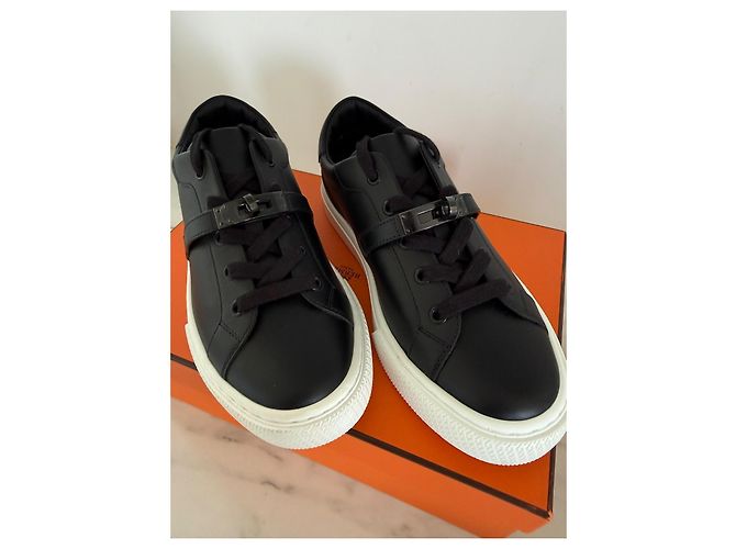 Sneakers basse Hermès Day in pelle nera Nero - vista 2